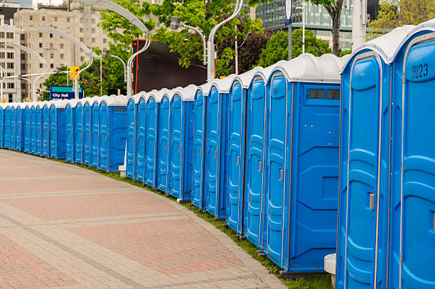 Best VIP or Luxury Restroom Trailers  in Yuma, AZ